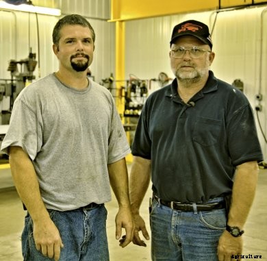 super-size-tool-bench-farmres 4 DIY Farm Shop Implements